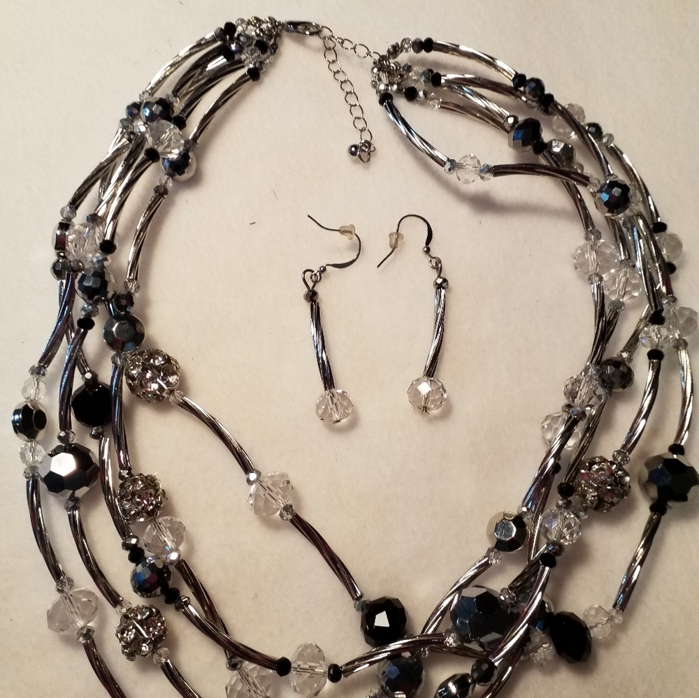 Silver and black two piece necklace set